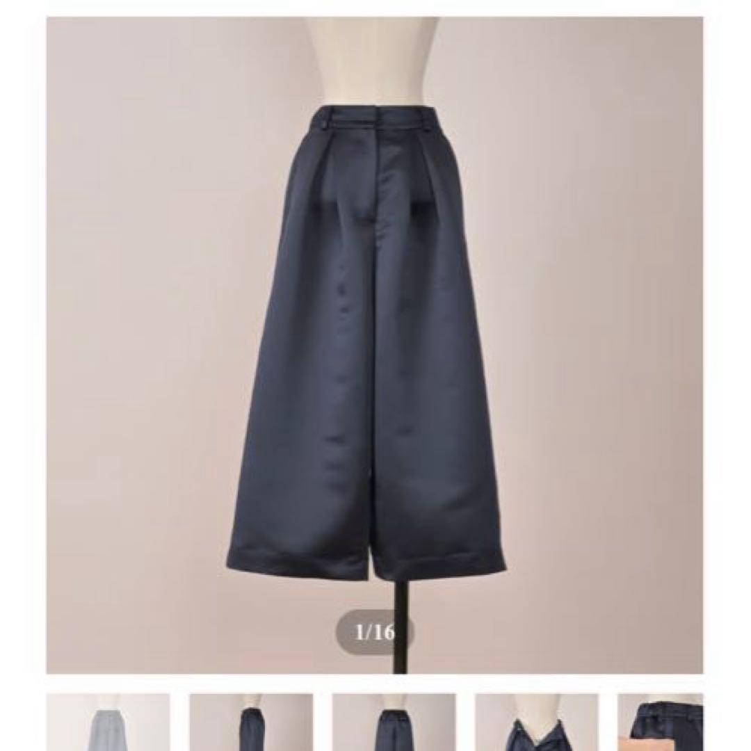 heve. サテンフレアガウチョパンツ　ネイビー