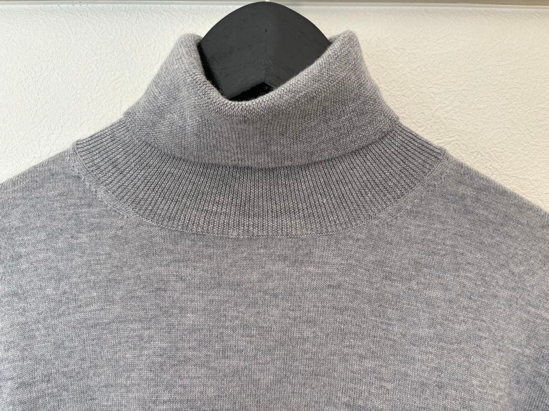 48 クルチアーニ CRUCIANIタートルネック ニット ライトグレー