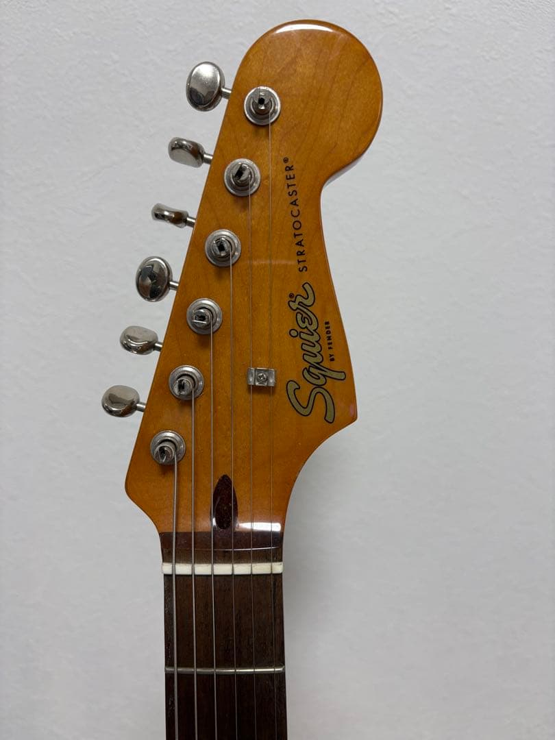 Squier classic vibe ‘60s ストラトキャスター