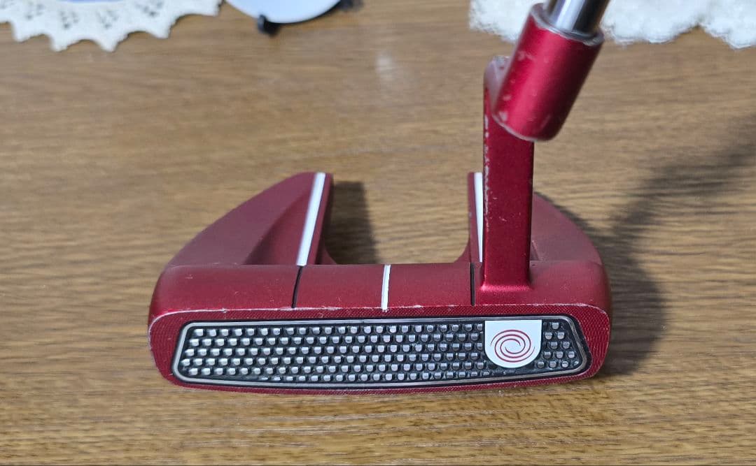 ODYSSEY oworks V-LINE FANG CH パター レッド