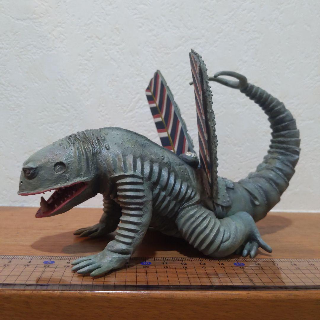 ウルトラマン 毒ガス怪獣 ケムラー レジン製ガレージキット個人製作塗装済 完成品