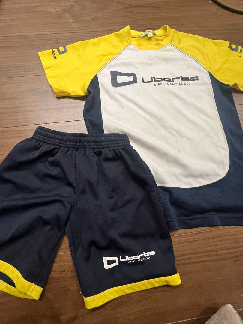 145cmリベルタ サッカージャージ