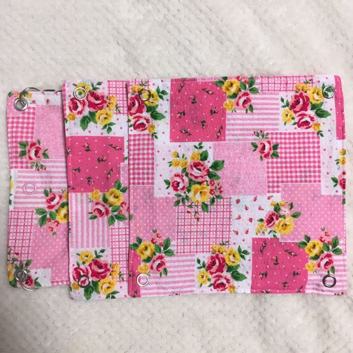 モモンガハウス(花柄パッチワーク柄)    夏仕様  涼しい夏生地を使用❗️