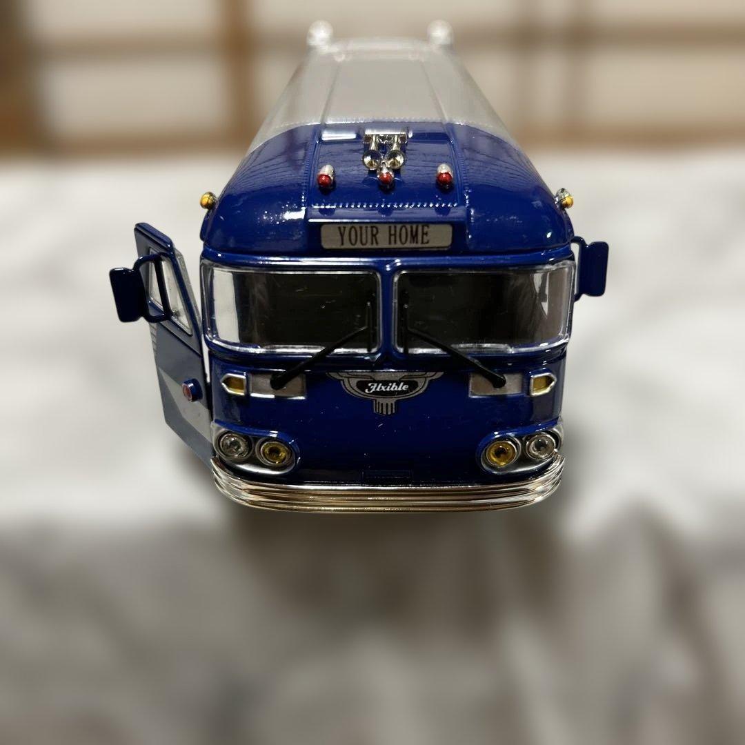 バス模型 非売品　美品Amway Showcase Bus