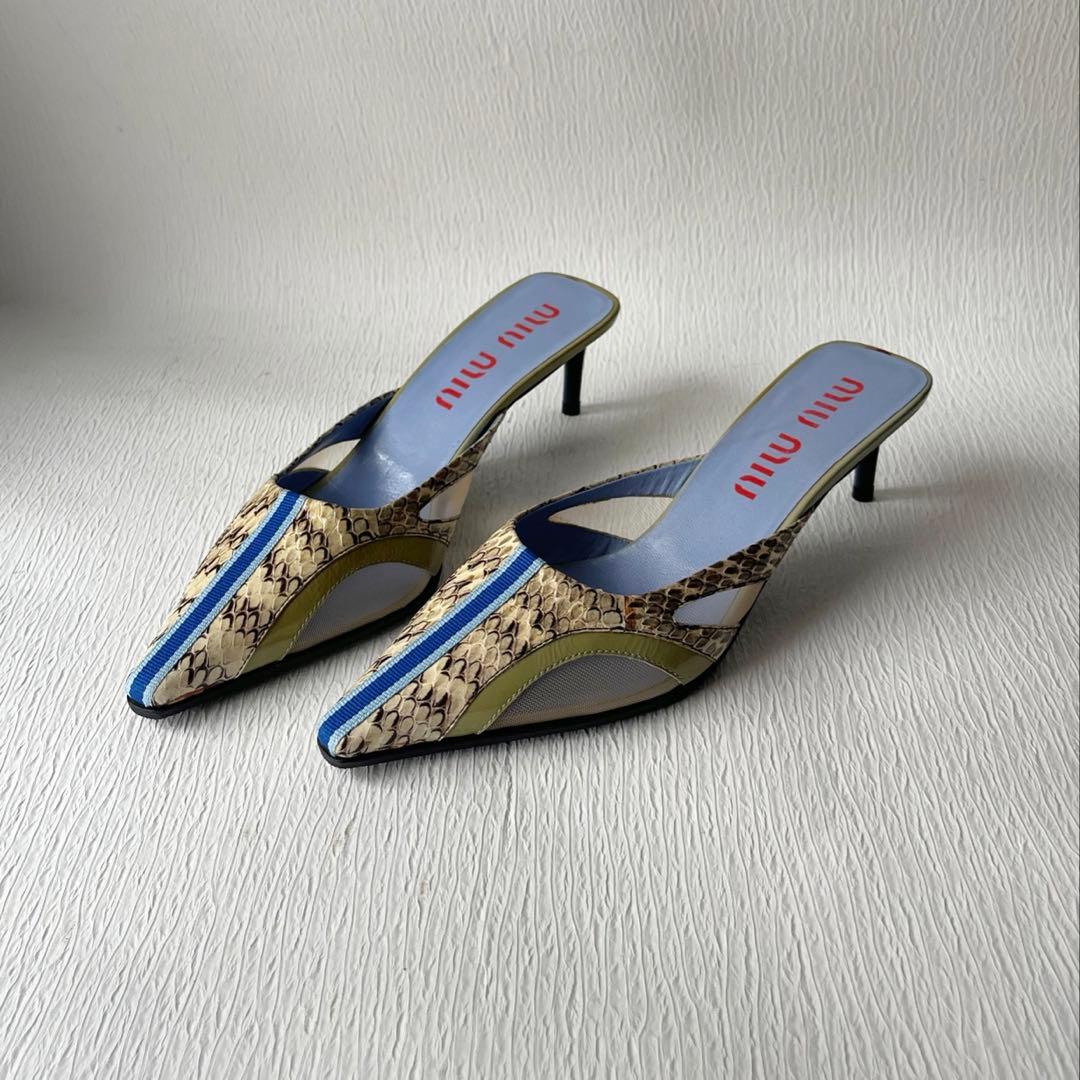 激レア 美品miu miu ポインテッドトゥ 異素材 蛇革 ミュール サンダル