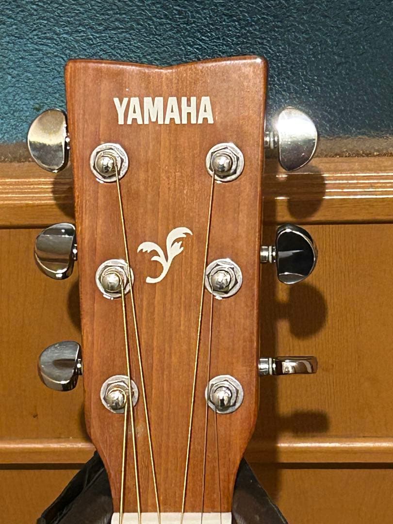 値下げ！美品☆Yamaha F620新品弦　ソフトケース付き