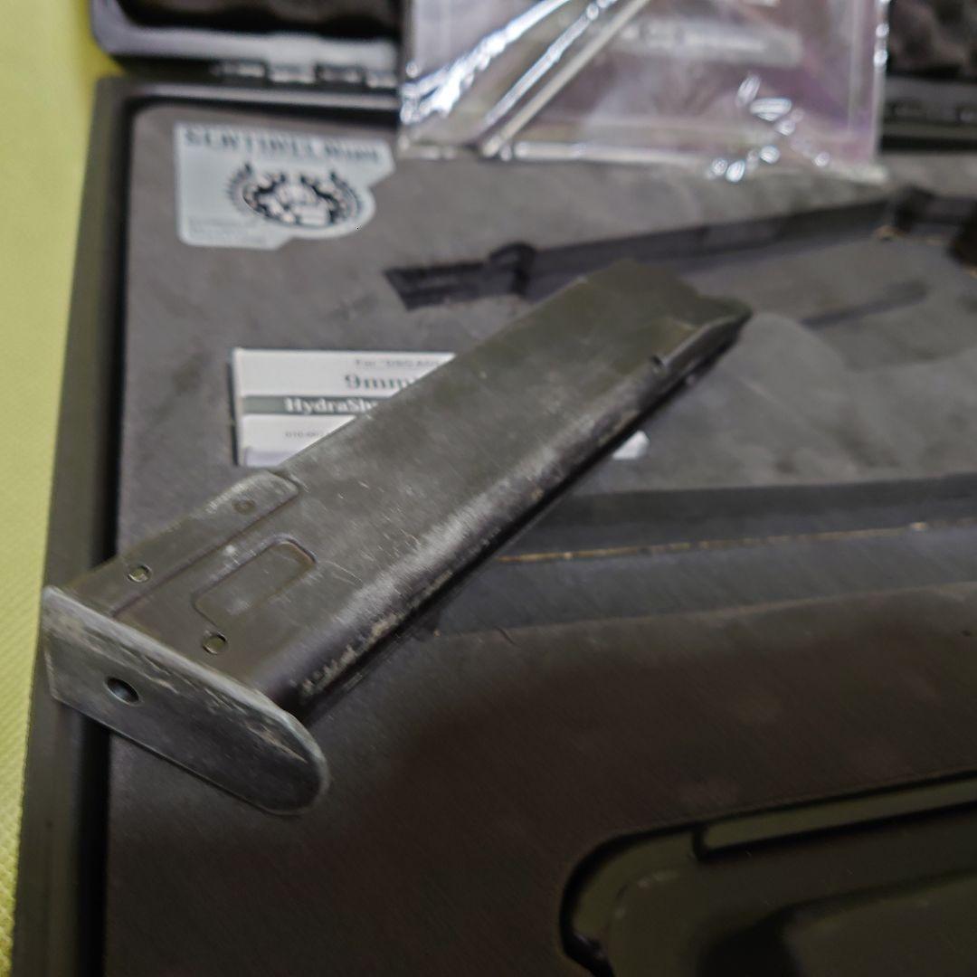 東京マルイ　センチネルナイン　レオンモデル　バイオハザード