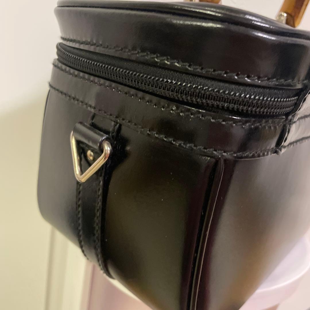 グッチ　バニティ黒レザー バンブーハンドル バッグ