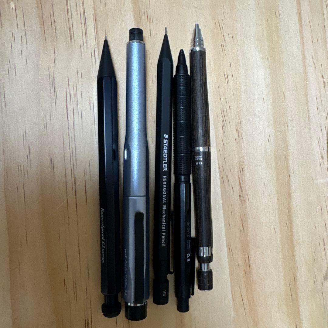 クルトガダイブカスケードブルー、エグゼクティブペンケースなどなど