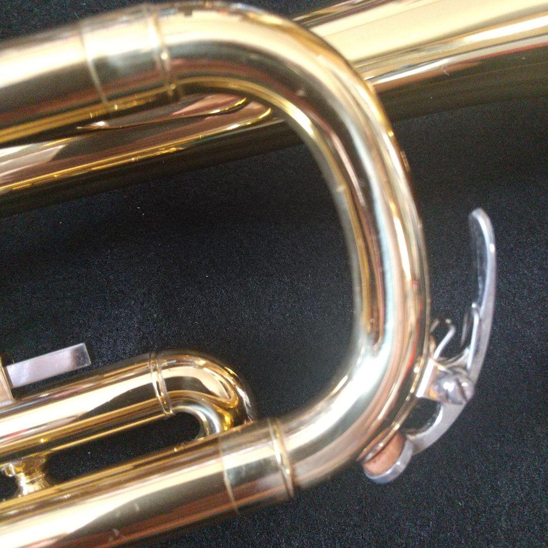 ヤマハトランペット 「YTR-1335」ゴールドラッカー仕様。美品