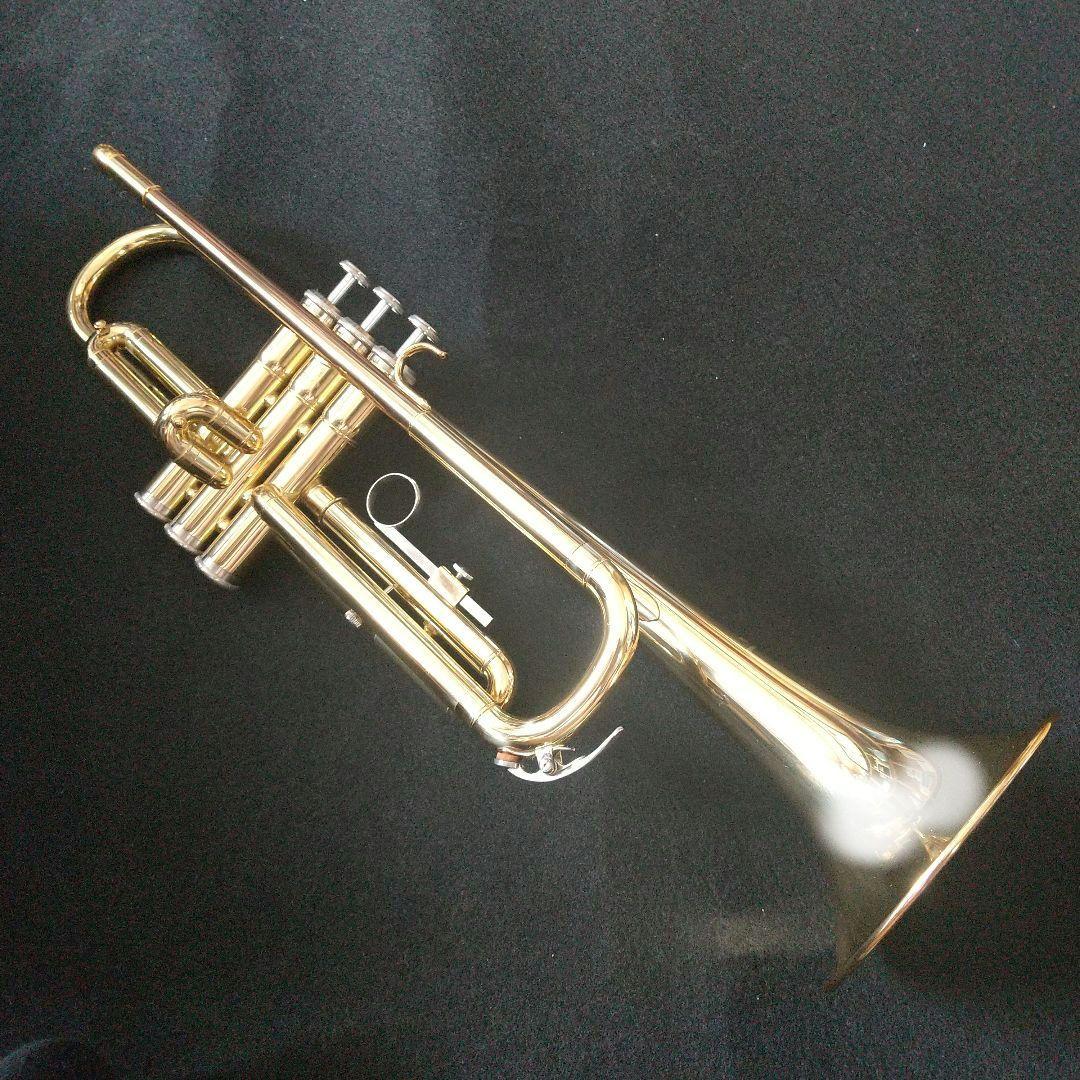 ヤマハトランペット 「YTR-1335」ゴールドラッカー仕様。美品
