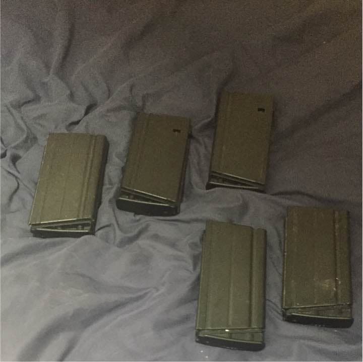 SCAR-Hノーマルマグ3本&540連マグ2本（東京マルイ次世代電動ガン）