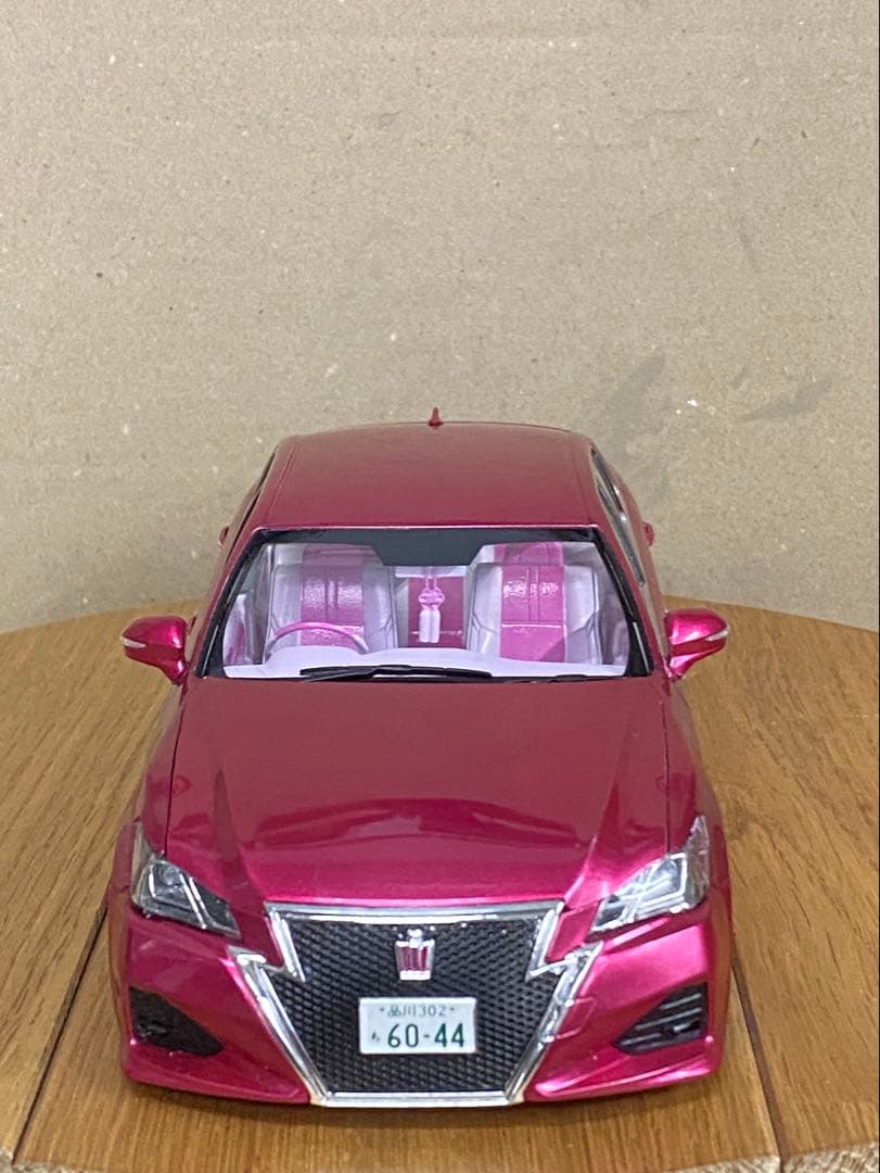 プラモデル完成品　アオシマ 1/24 214クラウンアスリート