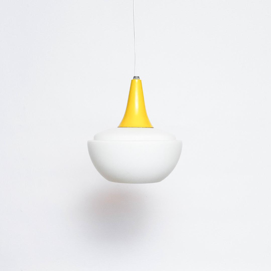 ペンダントライト　ポストモダン　ミッドセンチュリー　スペースエイジ