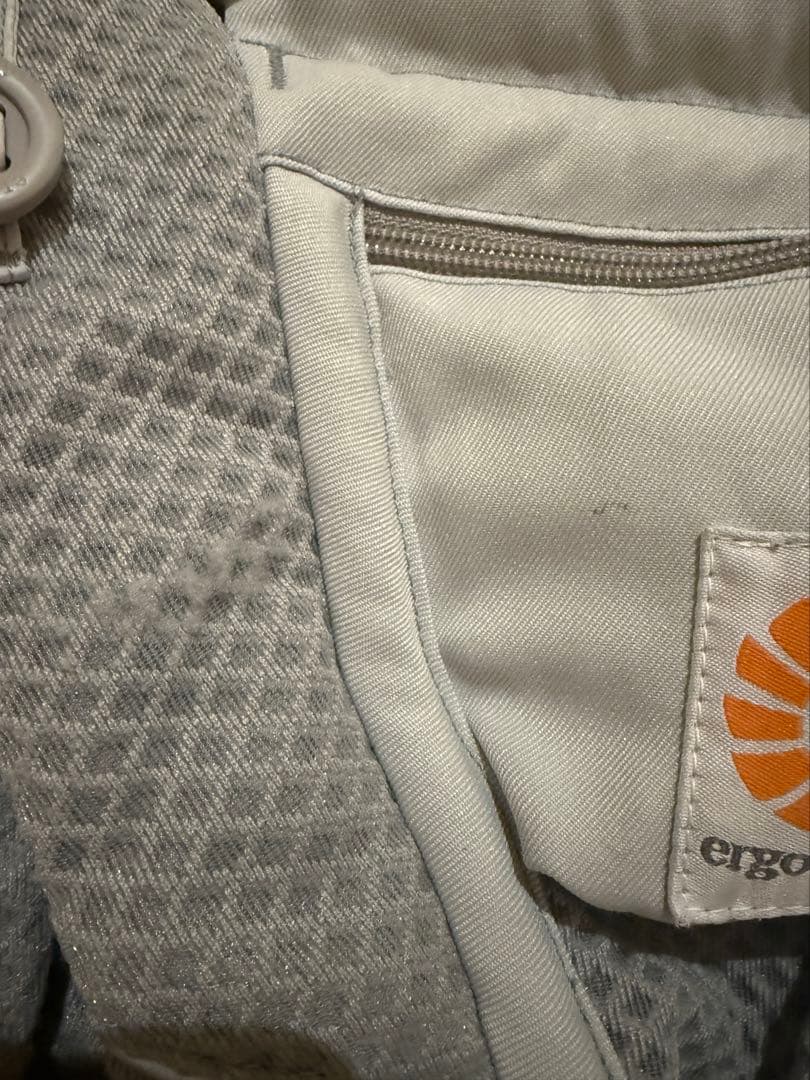 エルゴベビー　オムニブリーズ　パールグレー　ポーチ付