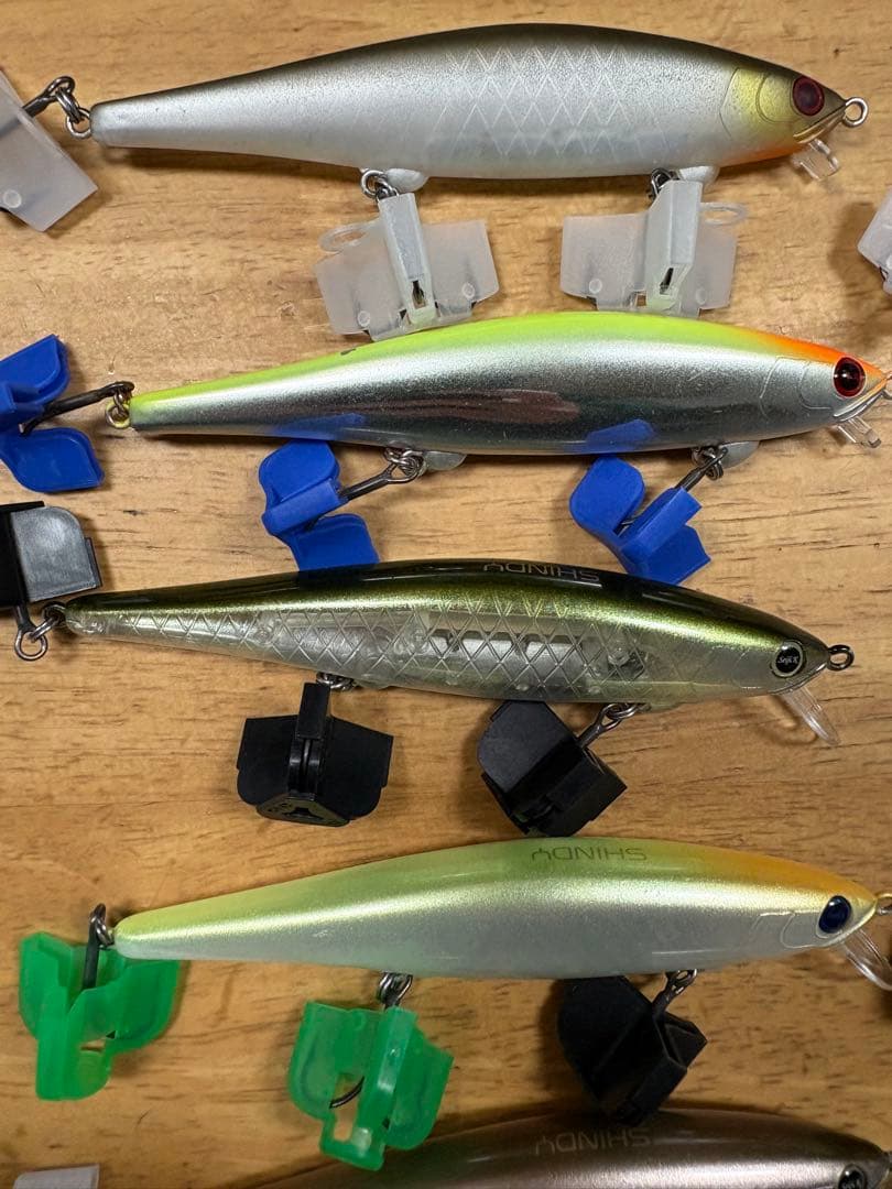 レヴォニック　シンディ