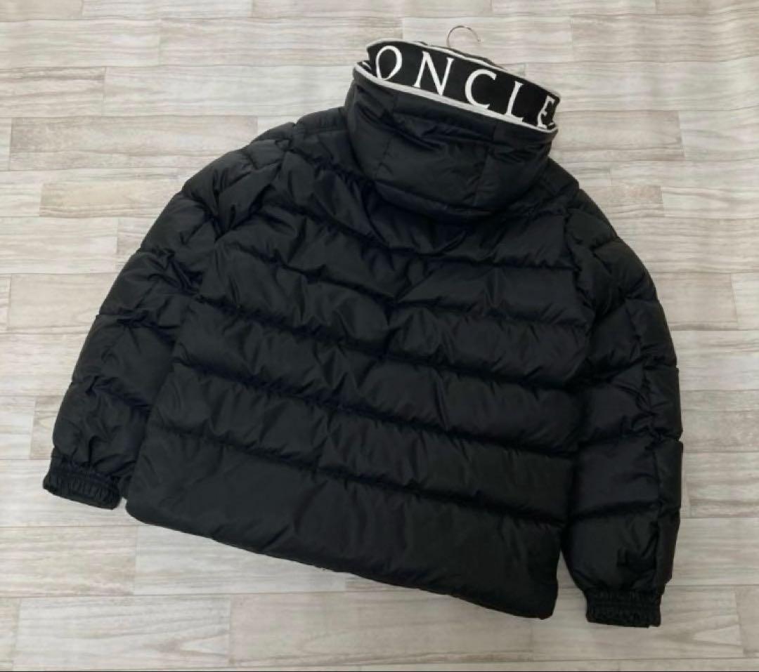 1点のみ【新品本物】サイズ4 モンクレール cardere ブラック カーデーレ
