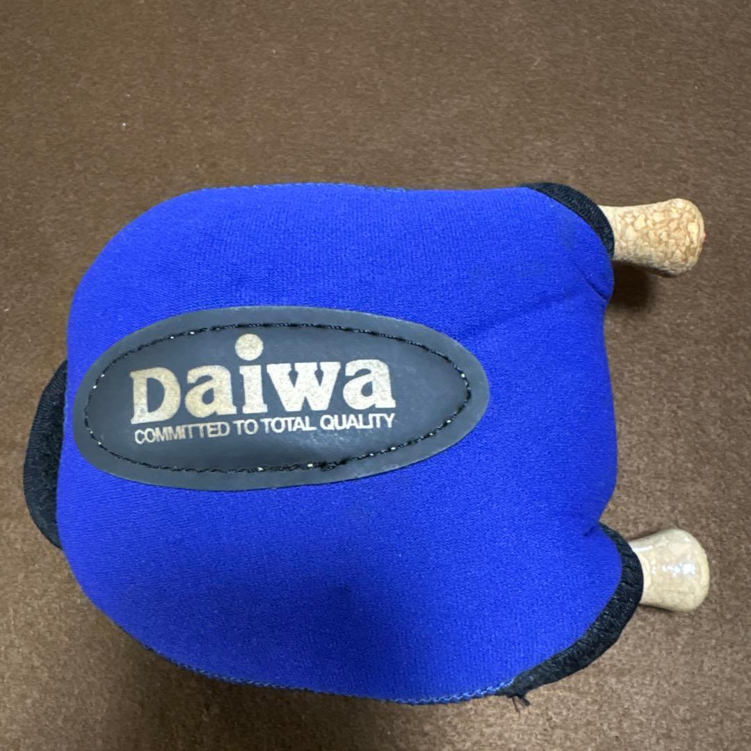 Daiwa I'ZE FACTORY ベイトリール レッド/ゴールド　JAPAN