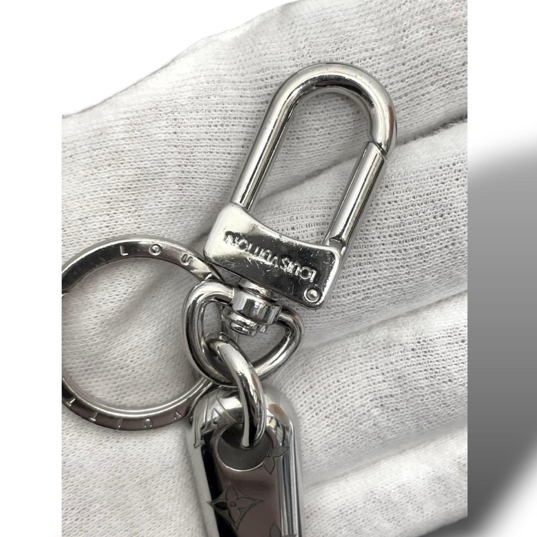 極美品 LOUIS VUITTON ヴィトン シュプリームコラボ チャーム ロゴ