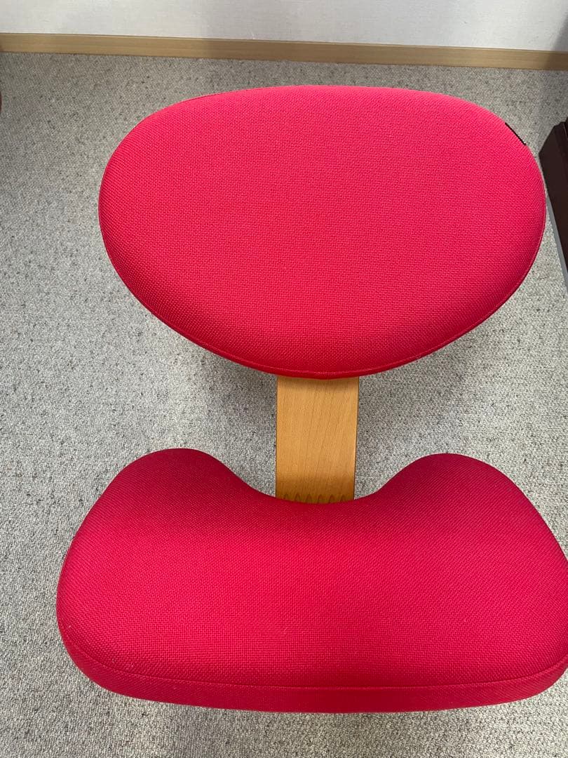 balans Easy 姿勢矯正チェア 赤　バランスイージーチェア