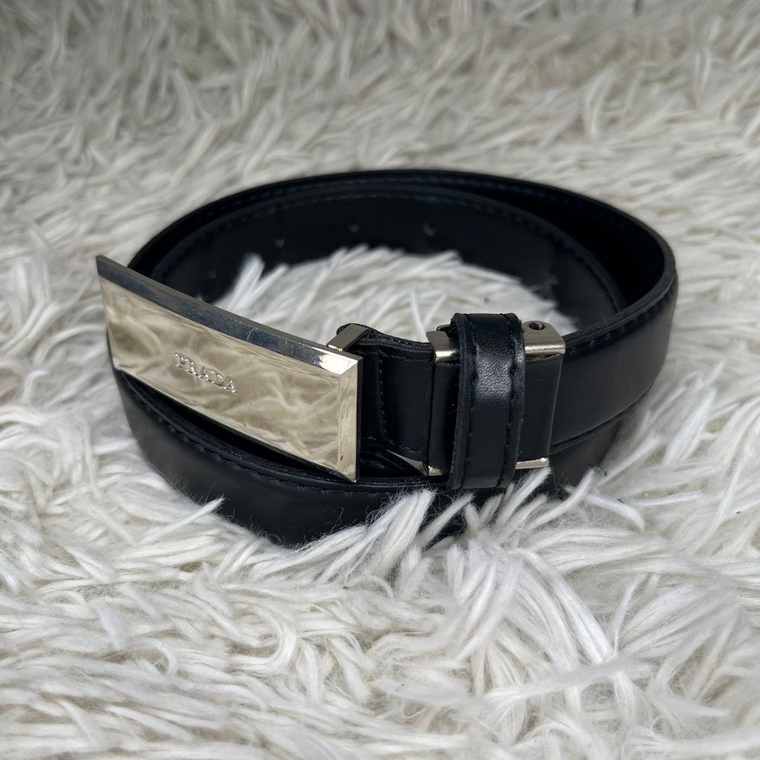 PRADA レザー　ベルト　ロゴ　シルバープレート　ブラック