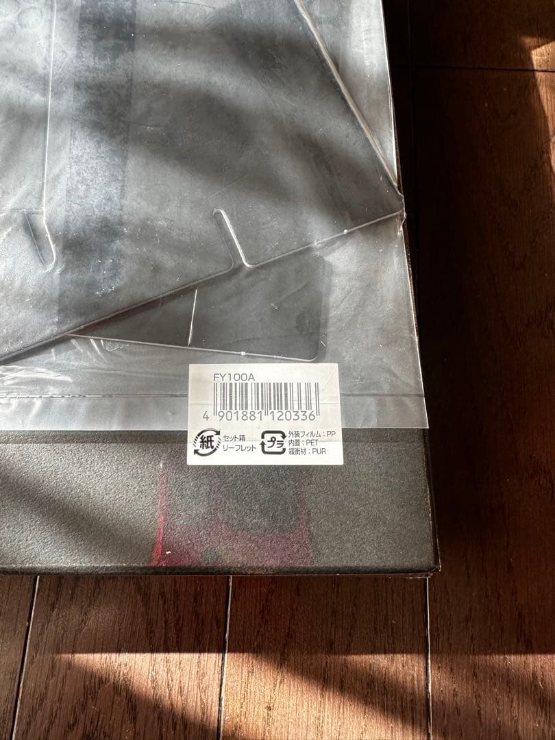 m*e様 サクラクレパス　１００周年記念　限定エディション　１００色　クーピー