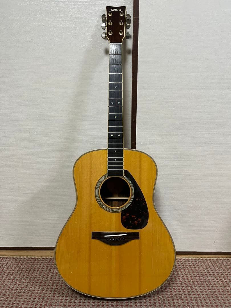 YAMAHA LL16ARE （セミハードケース付属）