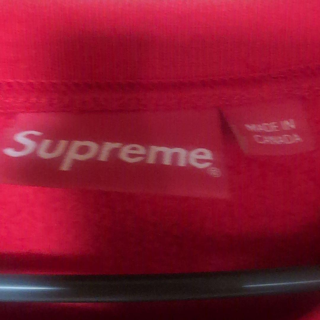 Supreme ロゴ入り トレーナー レッド