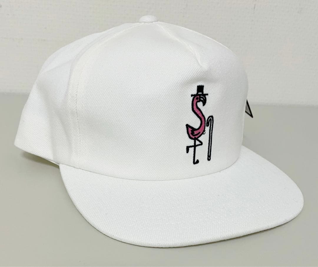 入手困難 未使用品 Stussy フラミンゴ 5パネル キャップ　フリー