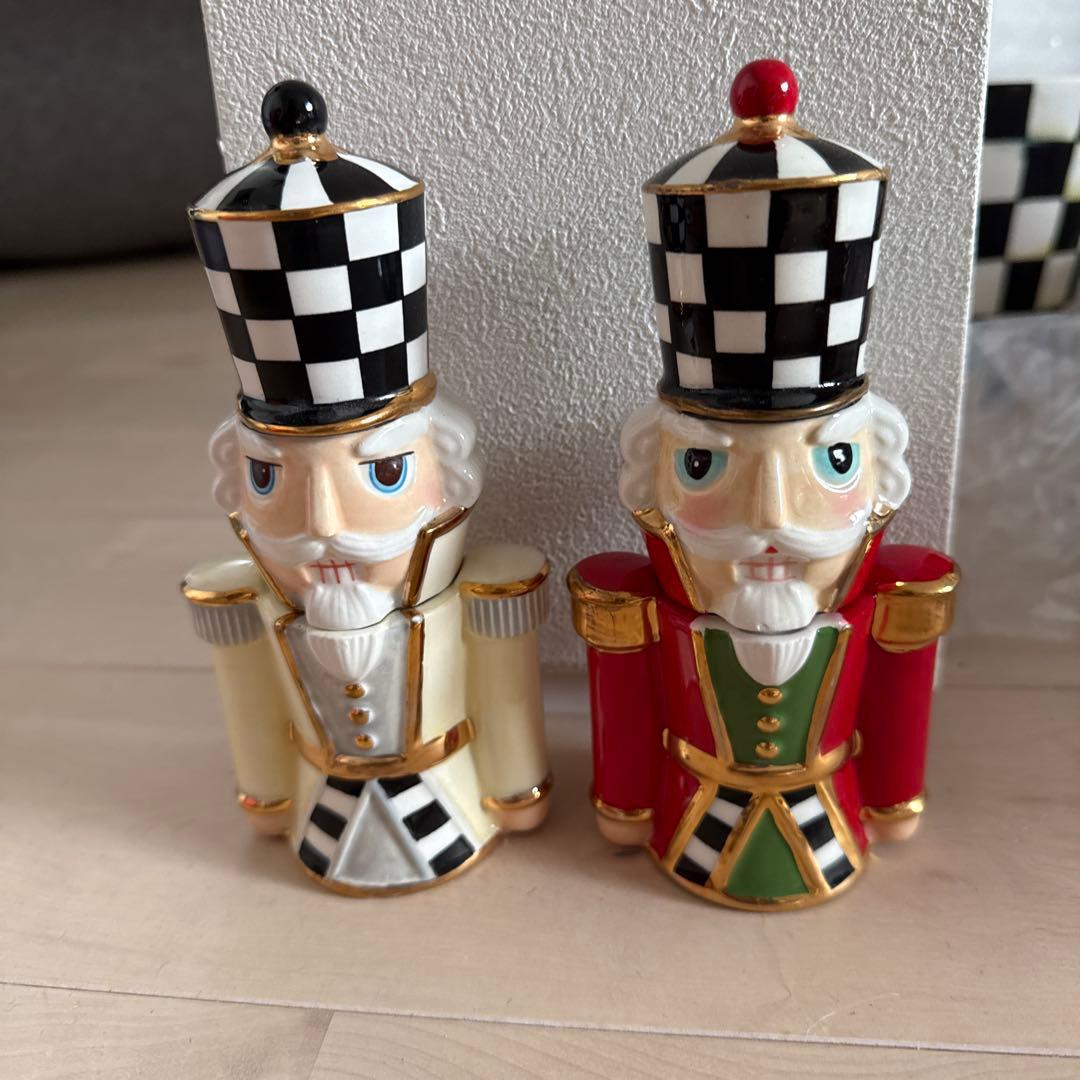 Mackenzieマッケンジーチャイルズ　ペッパー入れセット　ナットクラッカー