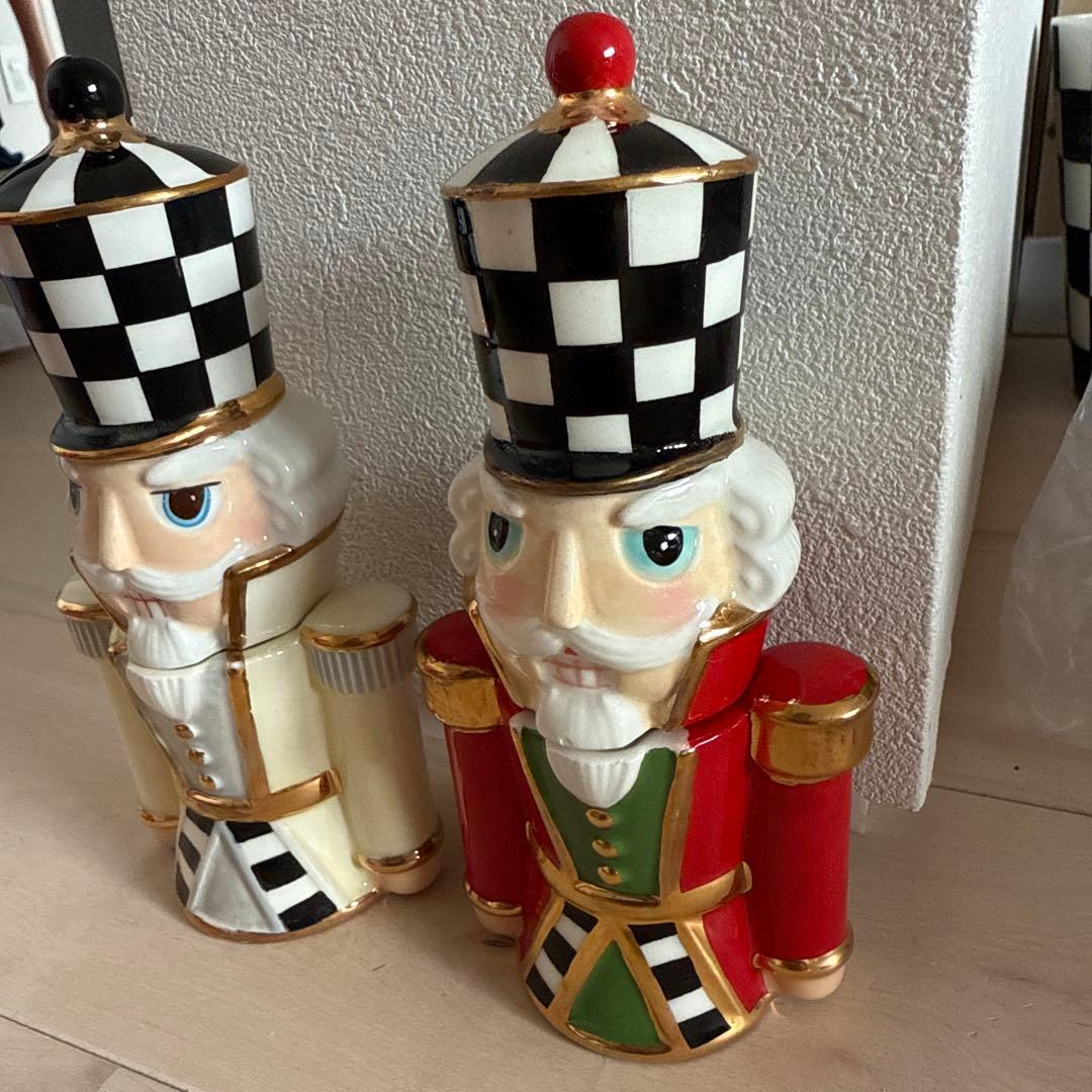 Mackenzieマッケンジーチャイルズ　ペッパー入れセット　ナットクラッカー