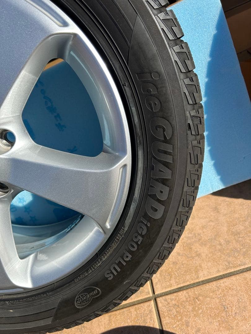 VW純正　16インチホイール　スタッドレスタイヤ4本セット　ゴルフ7や6などに！