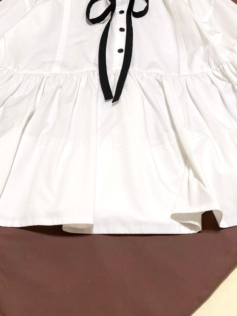 美品　カデュネ　ボウ付きシャツチュニック　ヘプラム　シャツ　カデュネ　ボウタイ