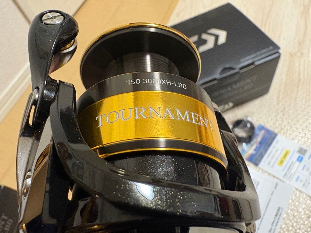 ダイワ トーナメント ISO 3000XH-LBD スピニングリール