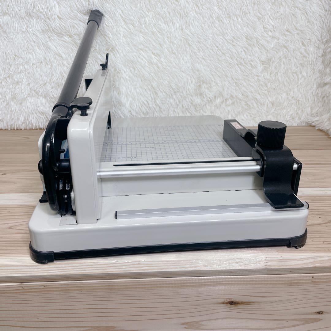 【中古】 大型 裁断機 ペーパーカッター 業務用