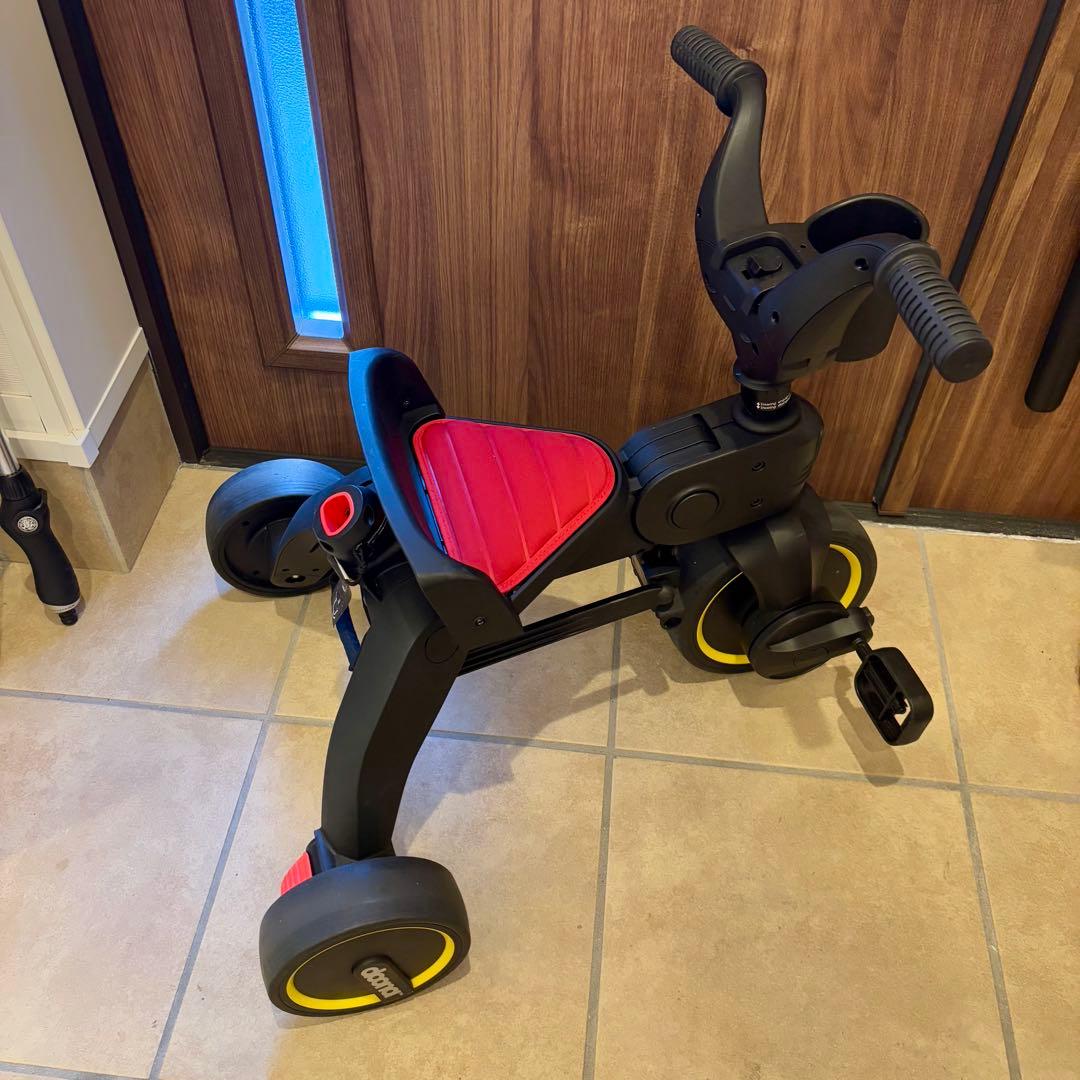 LIKI trike リキトライク 折りたたみ式三輪車 doona ドゥーナ