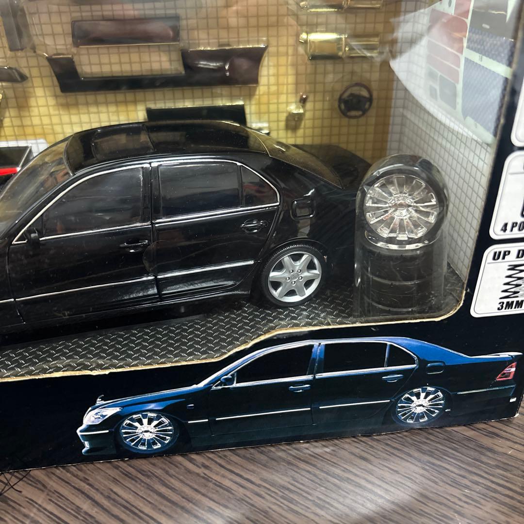 TOYOTAトヨタ セルシオ 30 後期 2004