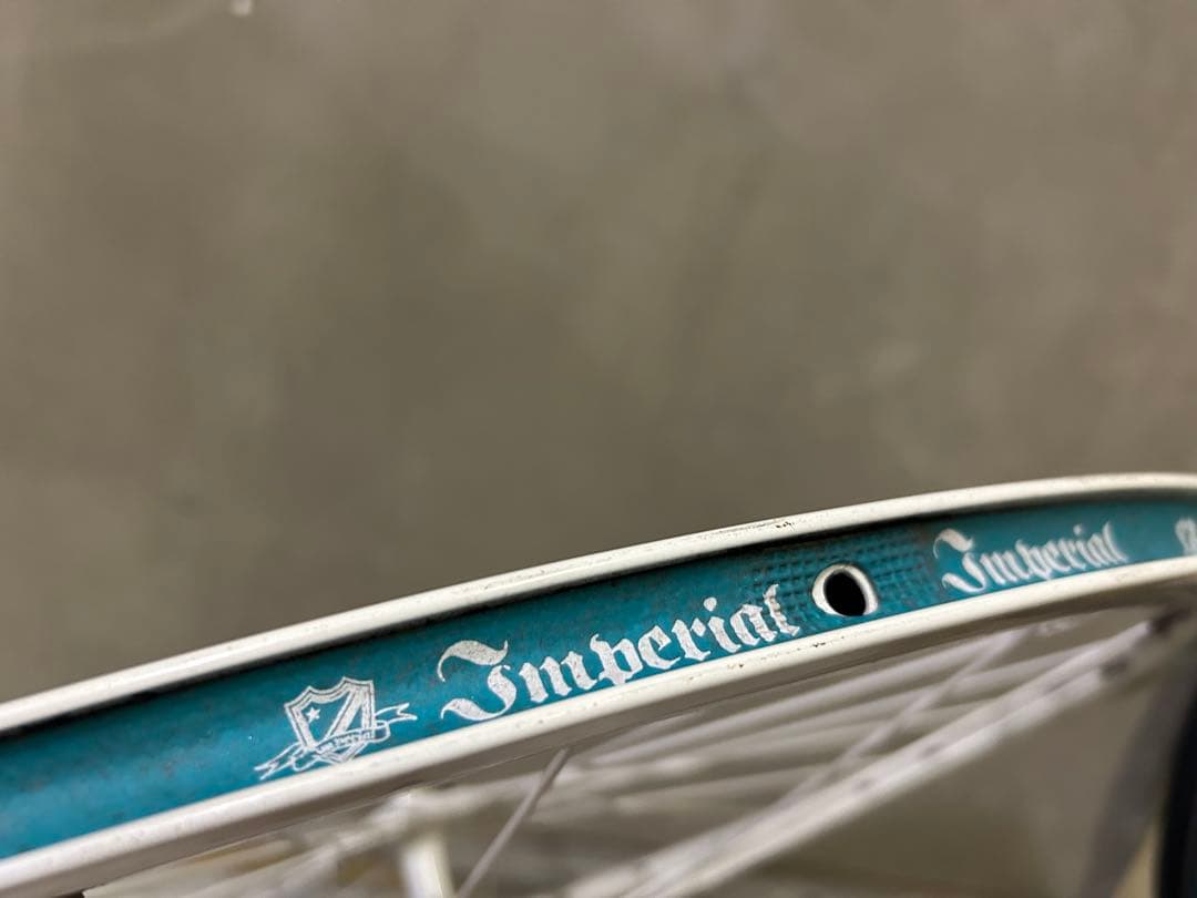 【ピスト用ホイール前輪】貴重なホワイトで映えます★