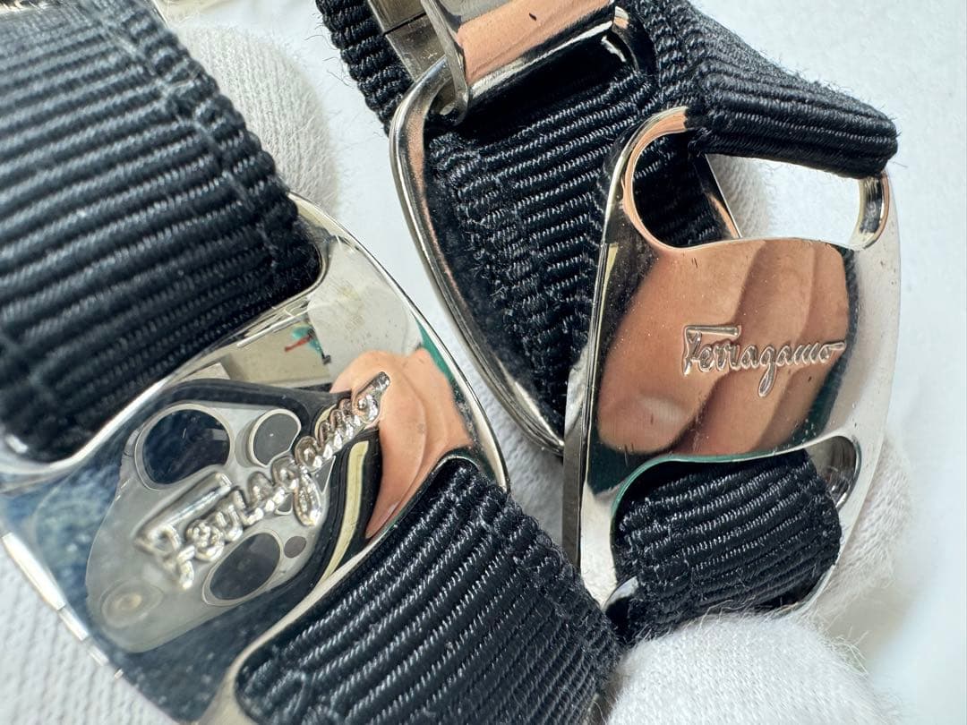 Salvatore Ferragamo フェラガモ ヴァラリボン ベルト