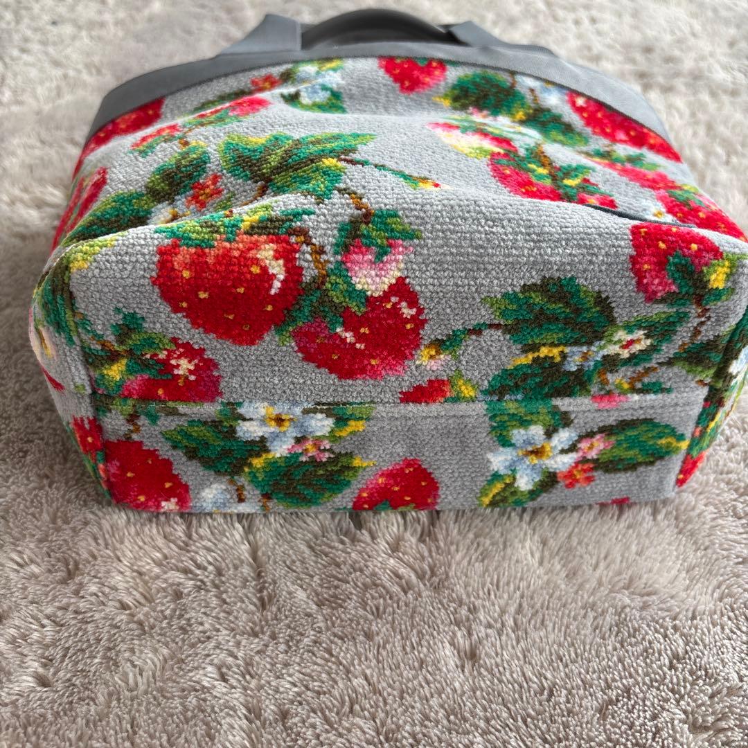 ♡*♡様 フェイラーハンドバッグ　ほぼ未使用　いちごデザイン　ストロベリーフェイ