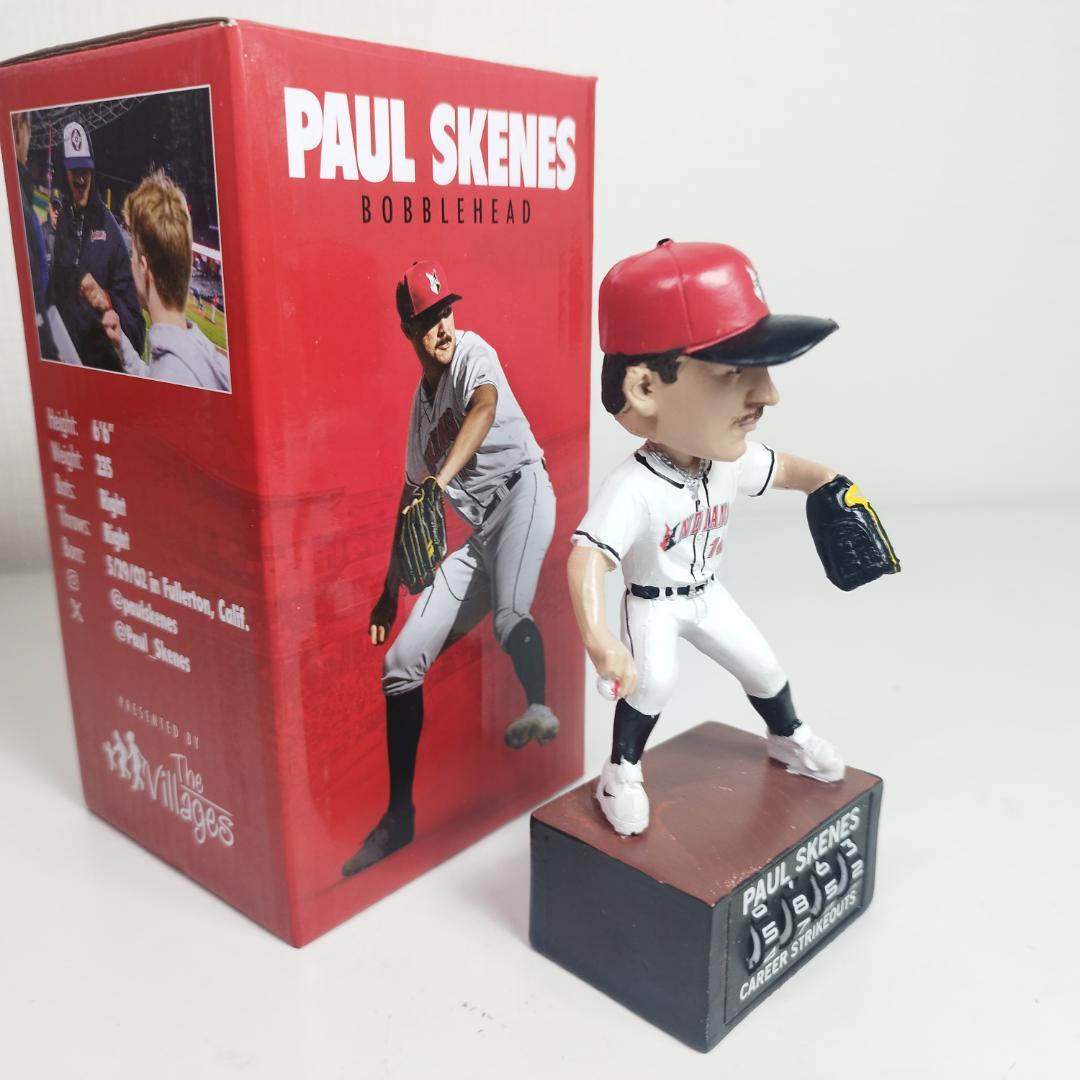 ポール スキーンズ ボブルヘッド 首振り人形 インディアナポリス イン IZBO