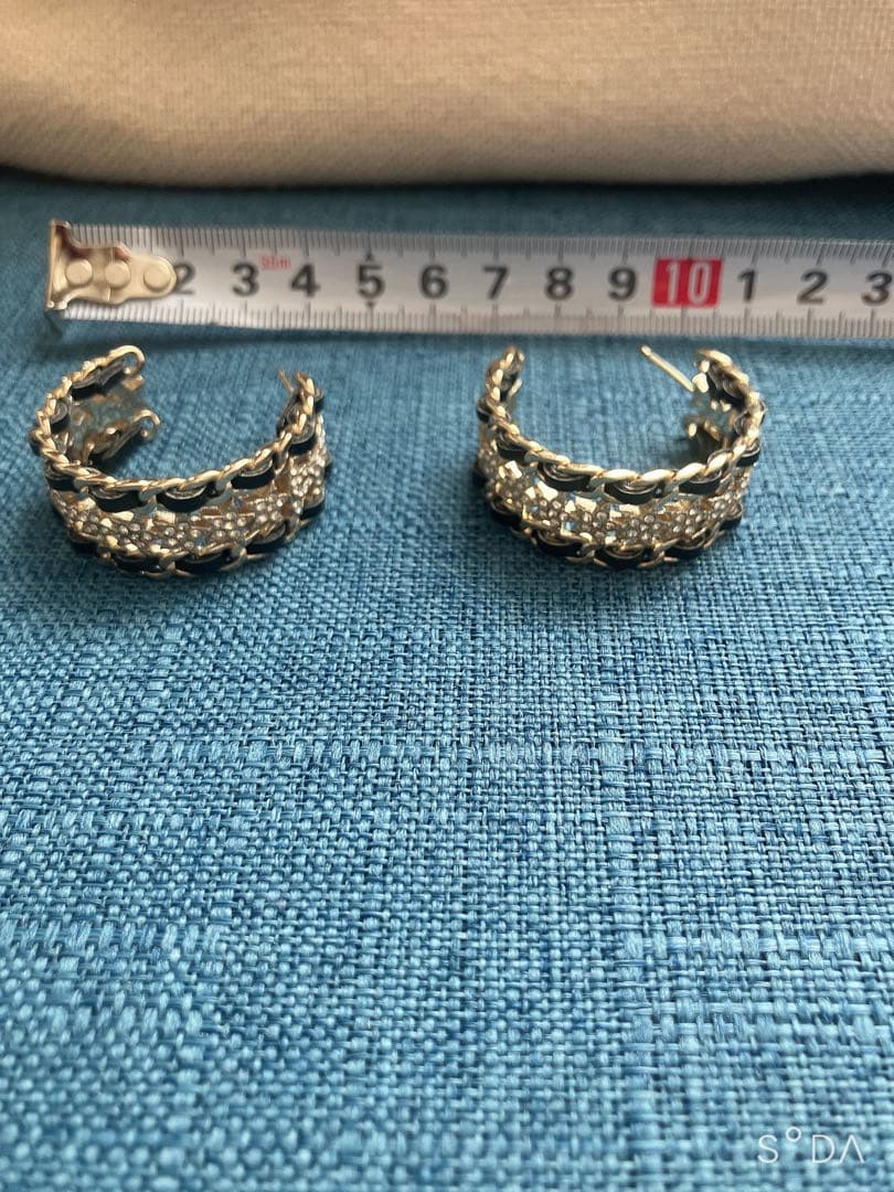 セール　CHANEL ノベルティ　星　ラインストーン　ピアス