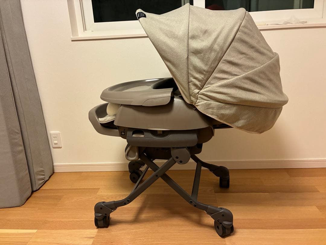 コンビ ホワイトレーベル ネムリラ AUTO SWING BEDi