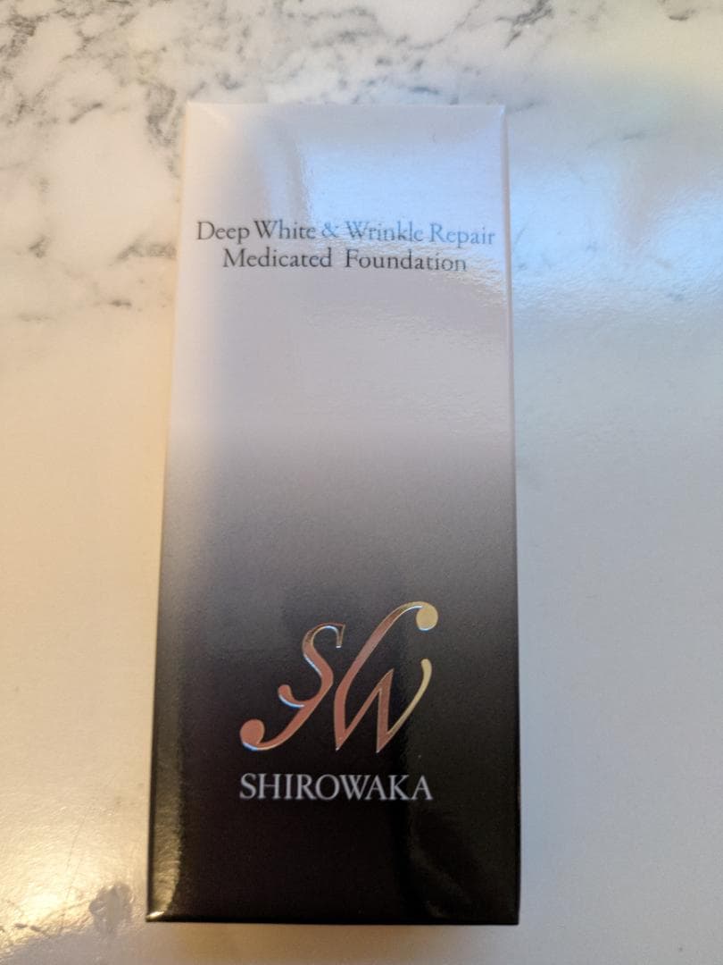 ハクアリードリキッドファンデーション＆リンクルホワイトクリーム　医薬部外品