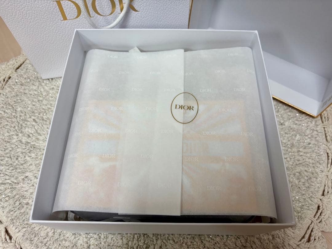 【新品、未使用】DIOR アディクトリップグロウとルボームのセット ポーチ付き