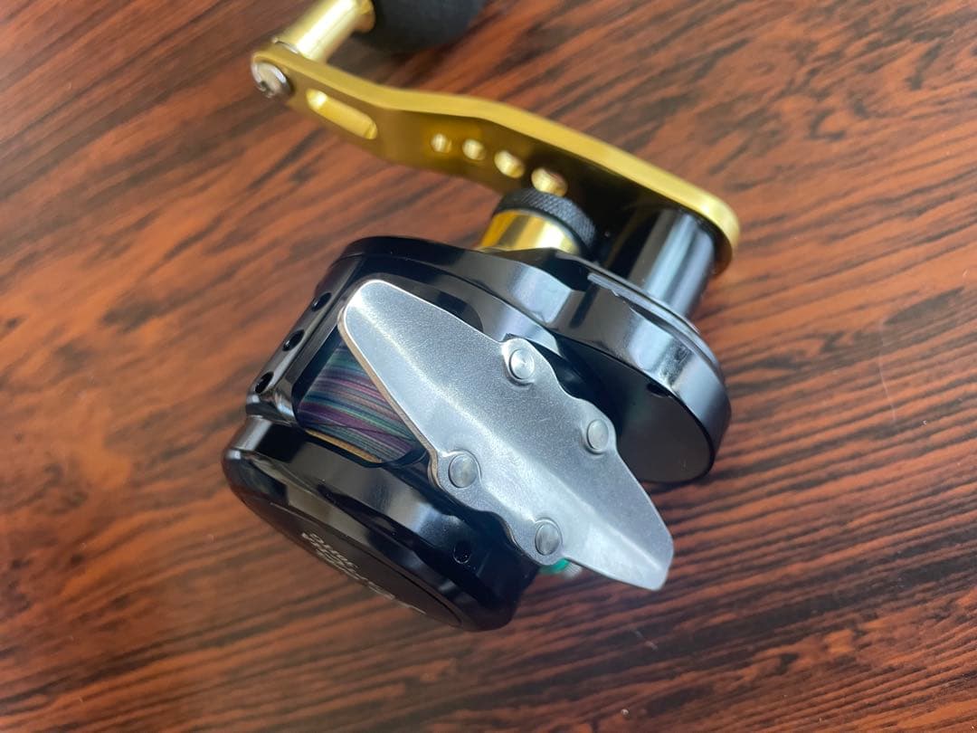 OFFL キャプチャ 30HG ベイトリール mrafix ジガー　ブルーヘブン