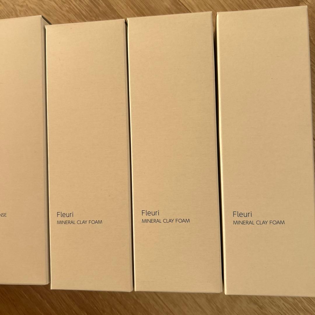 Fleuri ミネラルクレイフォーム 3本& クリアジェルクレンズ2本