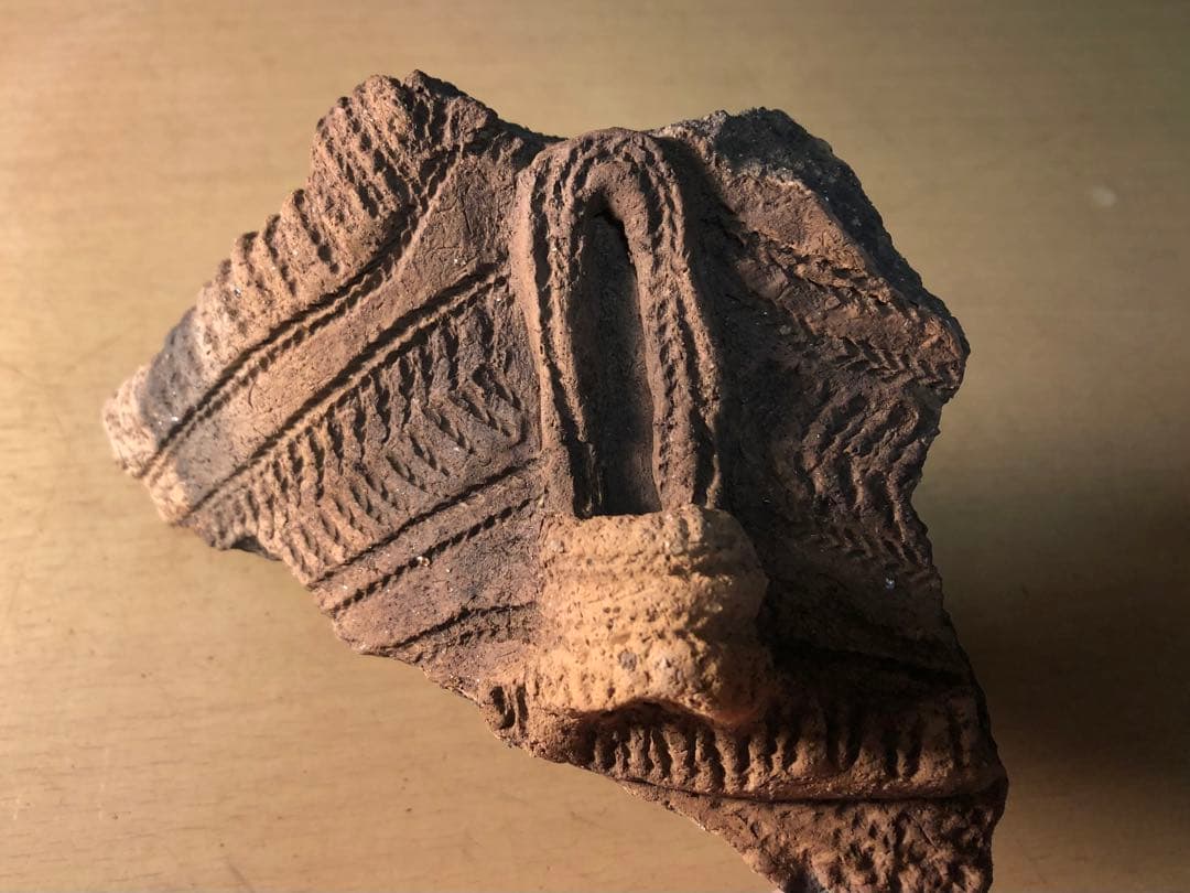 「縄文土器の欠片 No.534」です。