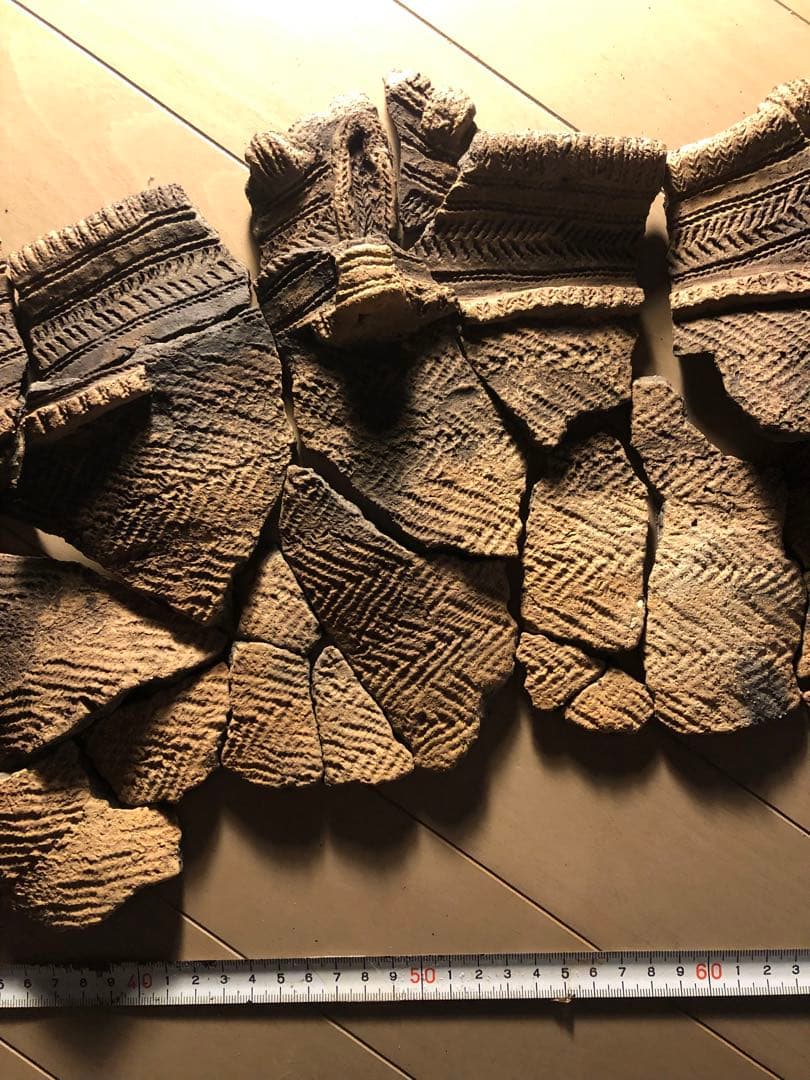 「縄文土器の欠片 No.534」です。