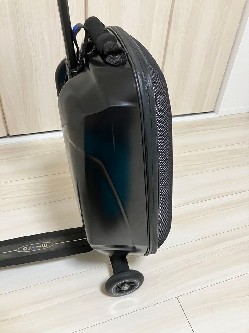 micro laggage マイクロラゲッジ キックボード付きキャリーケース